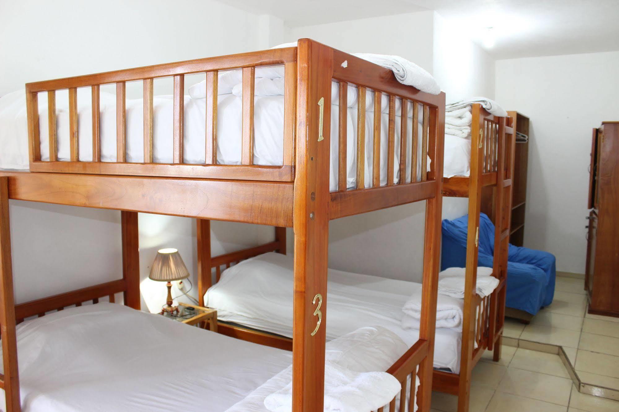 Galapagos Best Hostel Puerto Ayora Kültér fotó