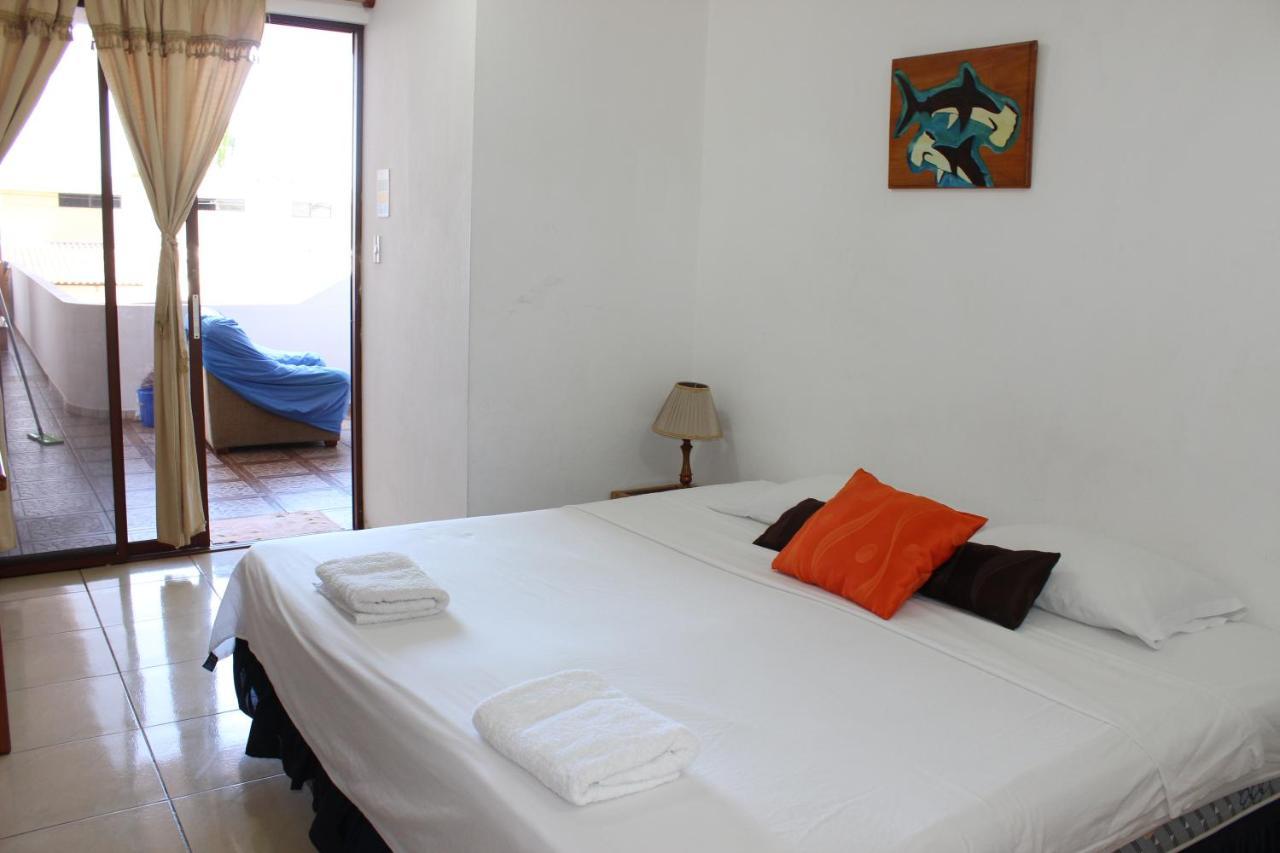 Galapagos Best Hostel Puerto Ayora Kültér fotó